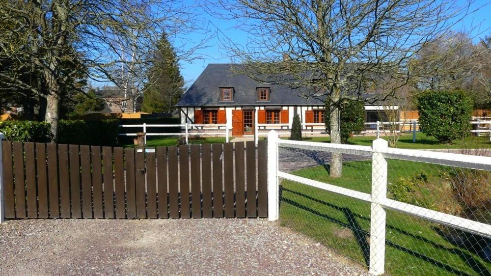 Le Pressoir Apartment Beaumesnil  Bagian luar foto